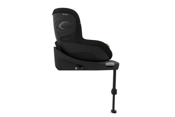 Ergonomiczny fotelik Cybex Sirona G i-Size na bazie ISOFIX z nogą podporową, czarny wariant, ujęcie boczne