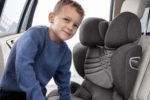 Cybex Solution T rozchylany fotelik 15-36kg