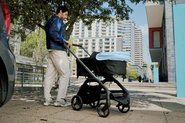 Wózek dziecięcy z gondolą Bugaboo model Dragonfly dostępny w sklepach TOSIA.pl