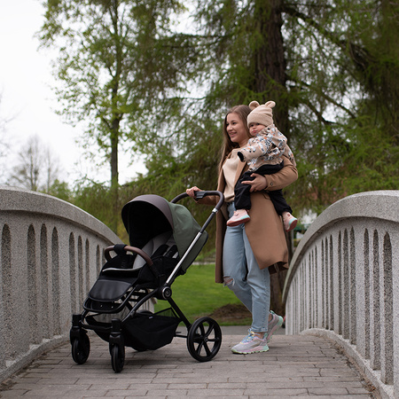 Tutis Gio Nero wózek spacerowy