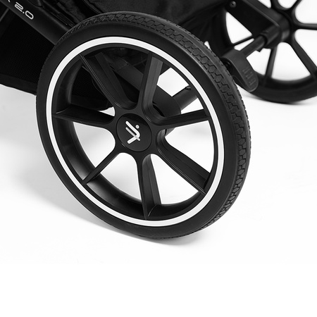 Muuvo Slick 2.0 Classic Black wózek spacerowy