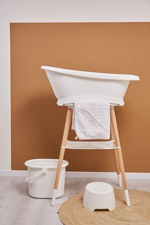 bébé-jou Stojak bukowy do wanienki Sense White 4217001