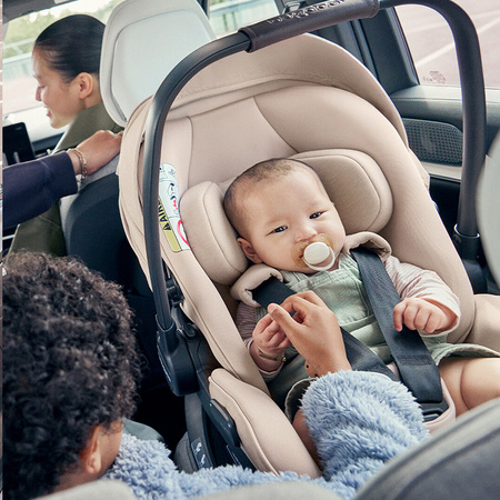 Bugaboo Otter Desert Taupe fotelik samochodowy 0-13 kg (40-87 cm)