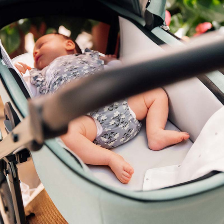 Britax Romer Smile 5Z Midnight Grey zestaw 3w1 z fotelikiem Baby Safe Core Midnight Grey