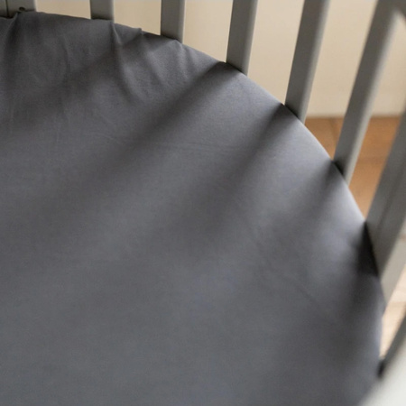 Waldin Prześcieradło z bawełny organicznej 123x73 do łóżeczka owalnego 7w1 Grafitowe
