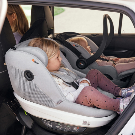 BeSafe BeSafe Go Beyond Dark Grey Melange fotelik z bazą Beyond zestaw 40-87 cm