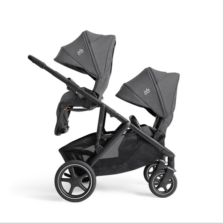 Joie Versiti Ebony wózek spacerowy rok po roku
