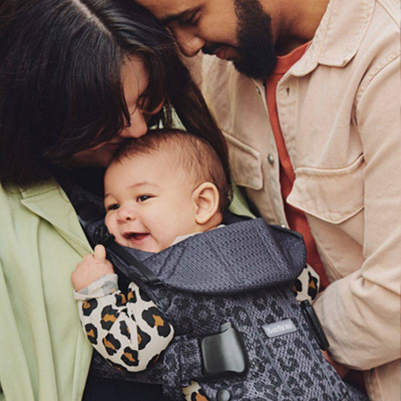 BabyBjorn nosidełko ONEAir 3D Mesh Antracyt/Leopard